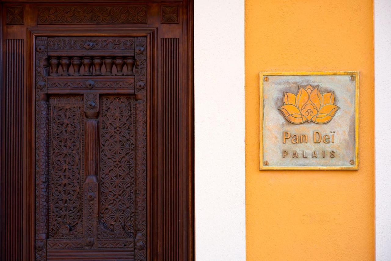 Airelles Pan Dei Palais Hotel Saint-Tropez Exterior foto